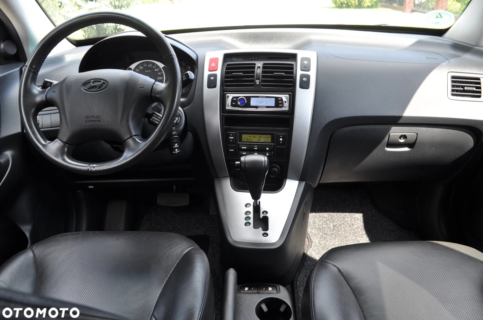 Hyundai Tucson 2.0 CRDi VGT 2WD Automatik GLS - 29