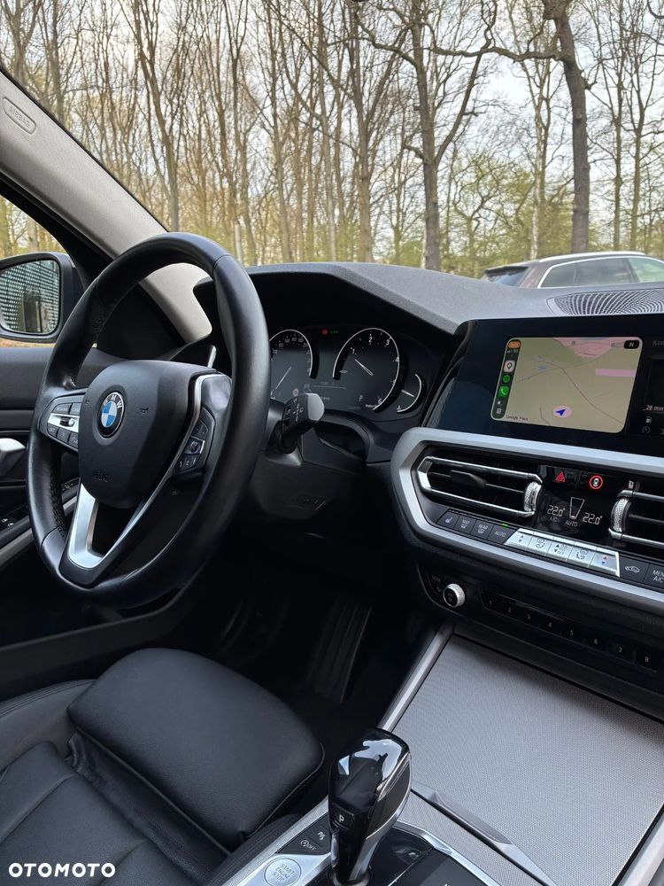 BMW Seria 3 320d Advantage sport - 24