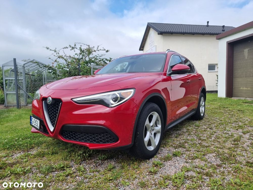 Alfa Romeo Stelvio 2.0 Turbo 16V AT8-Q4 Veloce Ti - 11