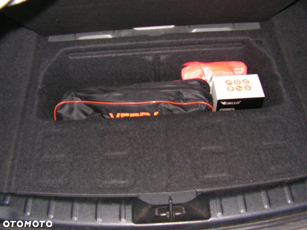 BMW Seria 3 320i Efficient Dynamics - 15