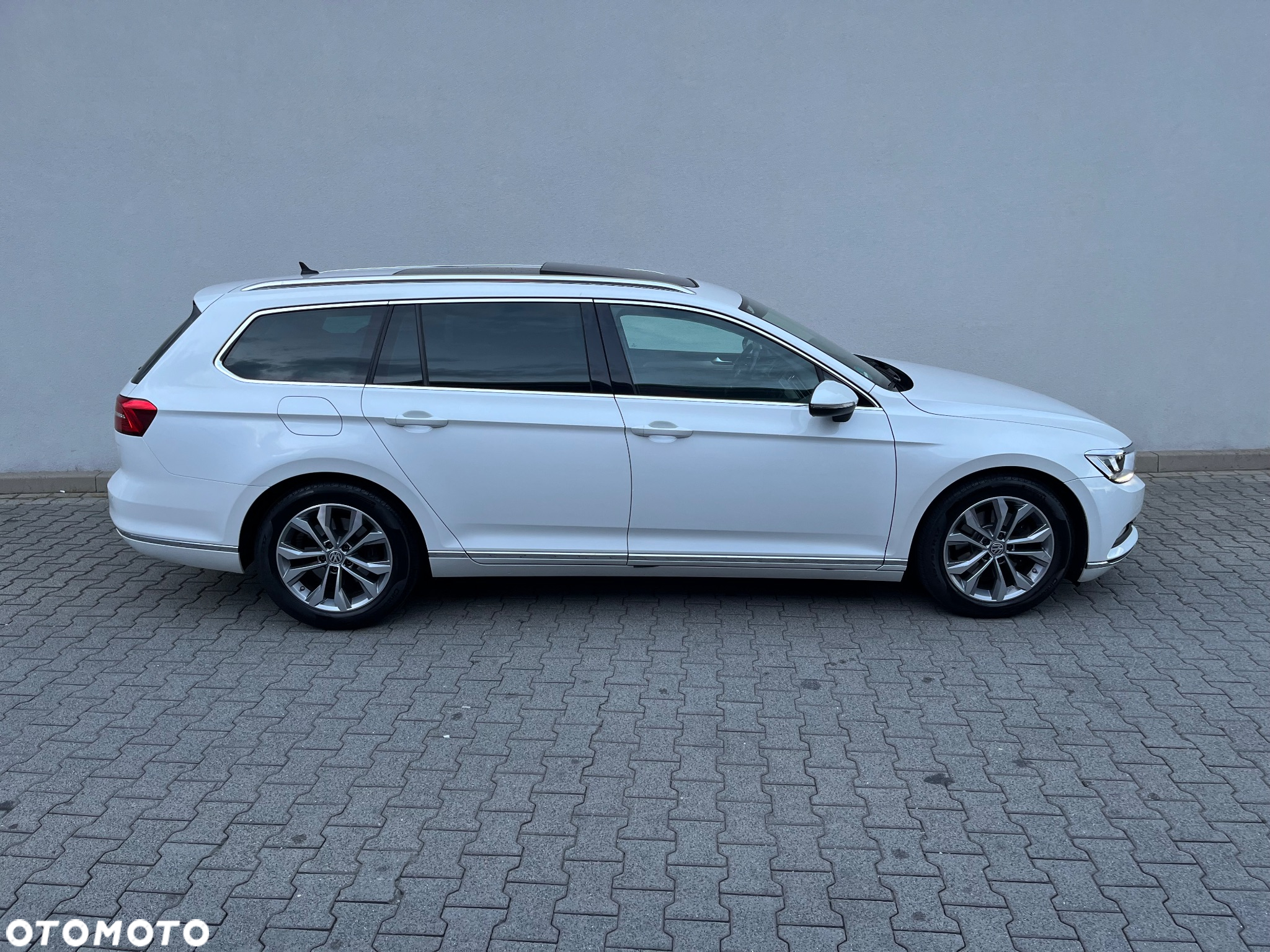 Volkswagen Passat Variant 2.0 TDI SCR DSG Highline - 11