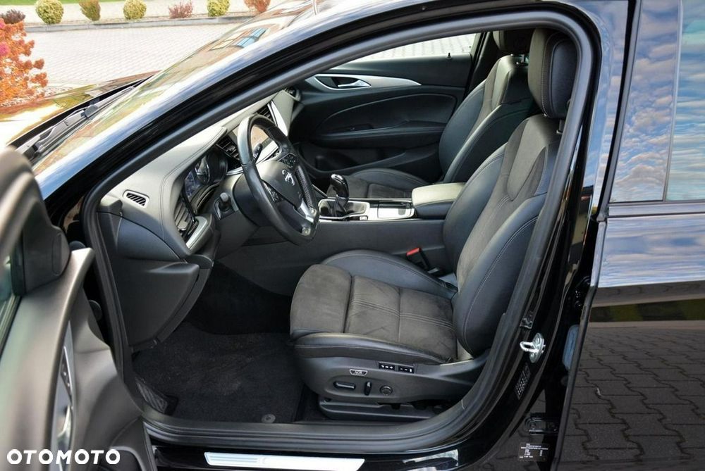 Opel Insignia 2.0 CDTI Ultimate S&S - 18