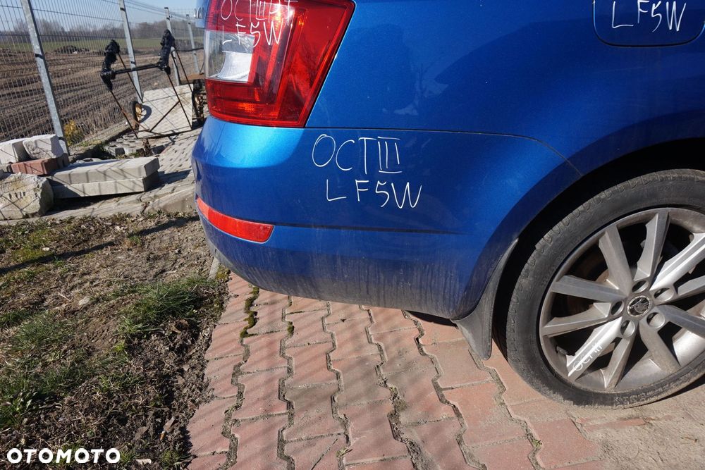 ZDERZAK TYLNY PDC OCTAVIA III 5E5 KOMBI LF5W  NIEBIESKI SKODA 2012-2016 - 5