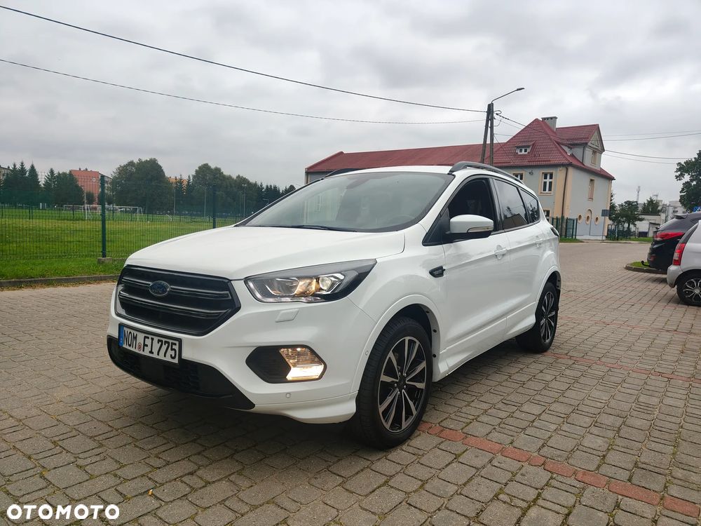 Ford Kuga 1.5 EcoBoost 2x4 ST-Line - 18