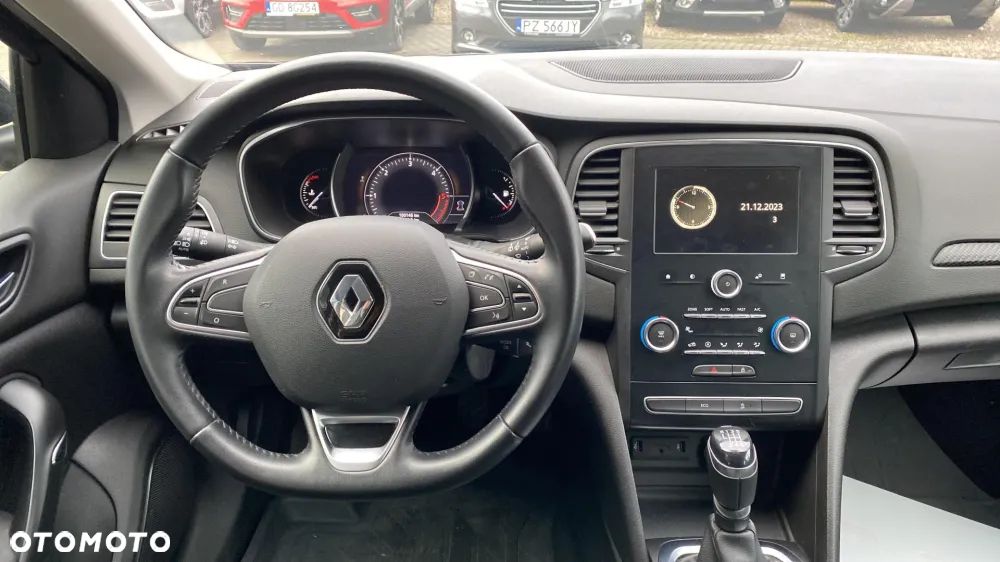 Renault Megane - 7