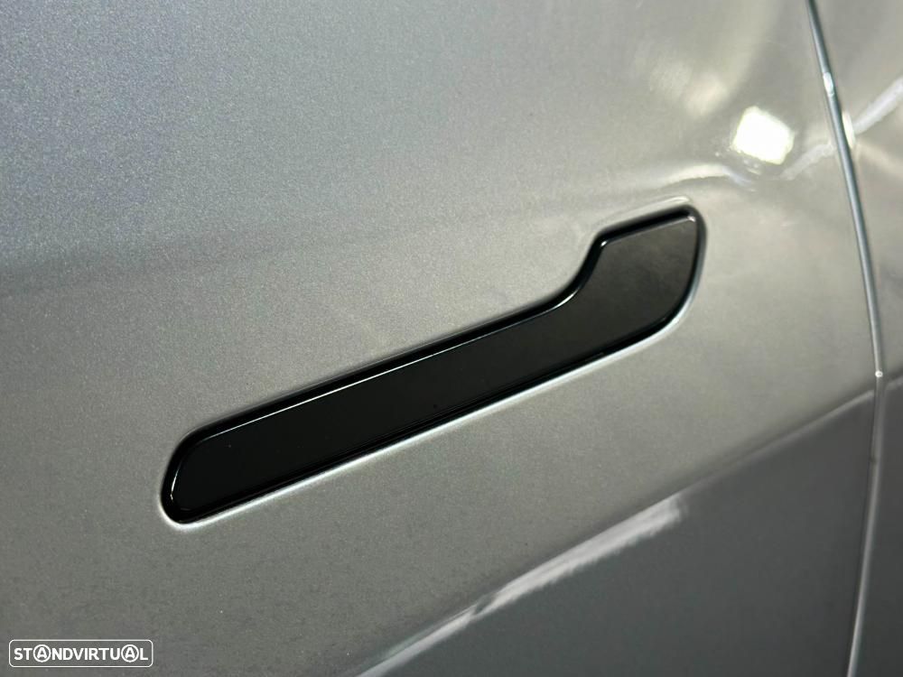 Tesla Model Y Performance Dual Motor AWD - 20