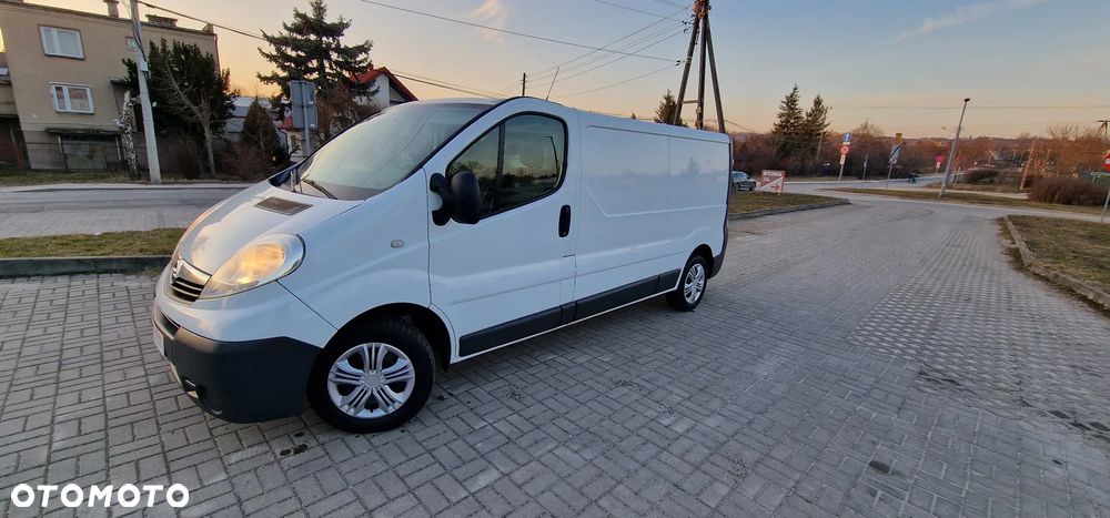 Opel Vivaro - 2