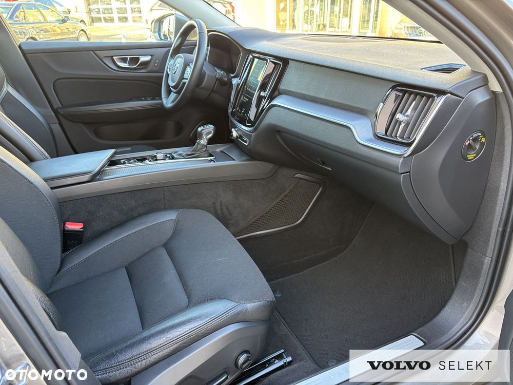 Volvo V60 - 11