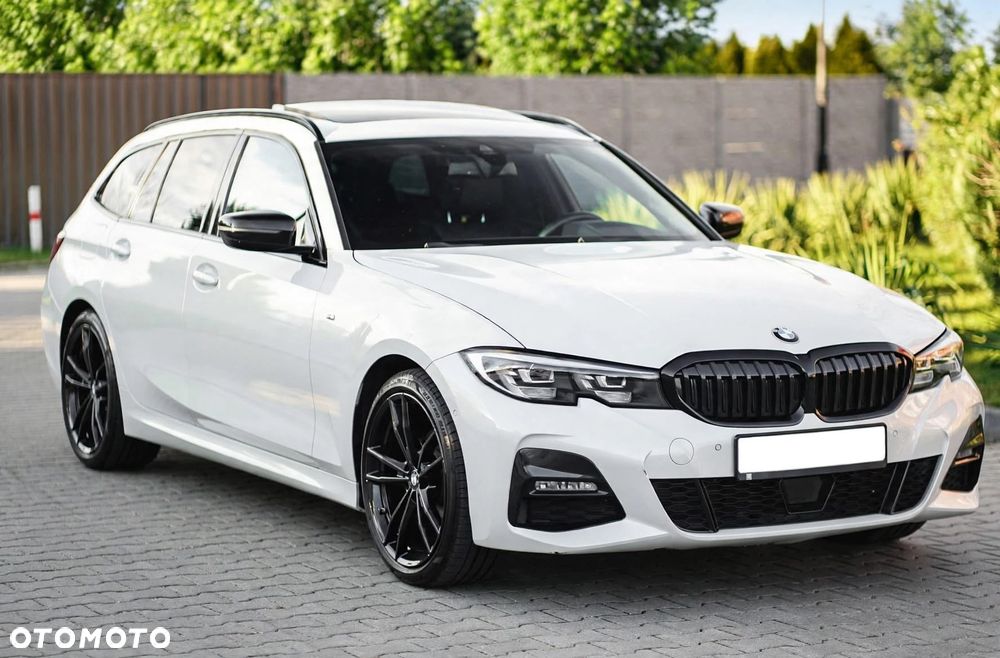 BMW Seria 3 320d xDrive MHEV M Sport sport - 2
