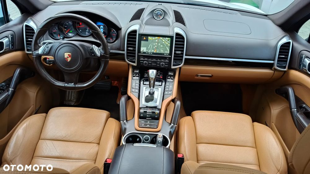 Porsche Cayenne Diesel Platinum Edition - 10