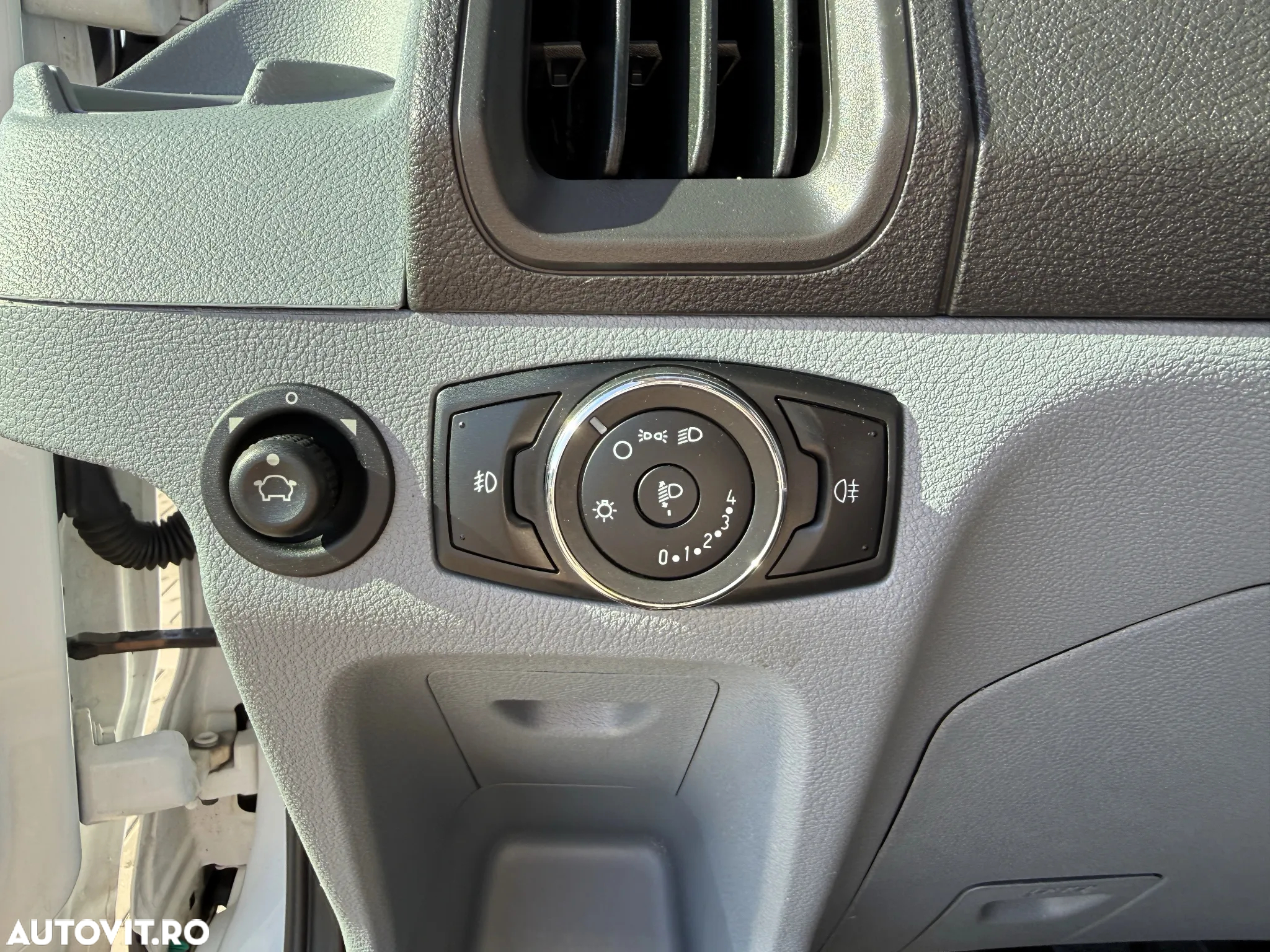 Ford TRANSIT L2H2 - 19