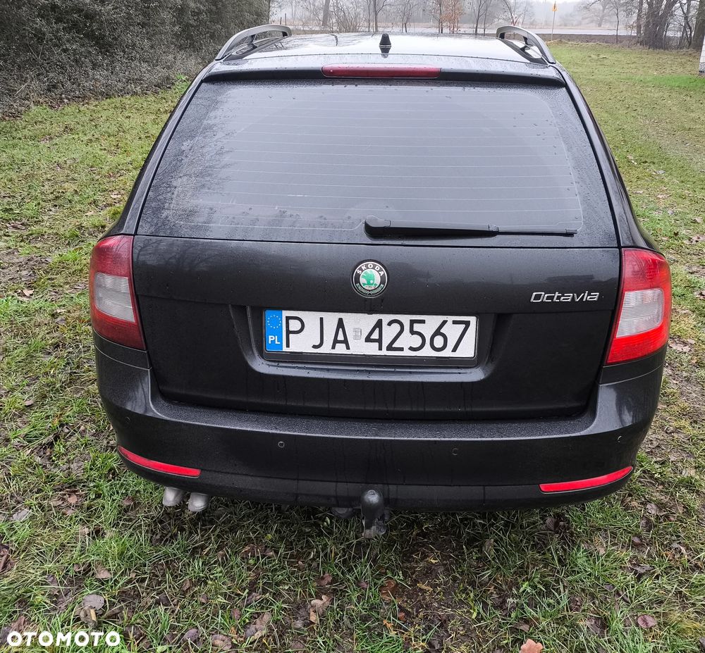 Skoda Octavia 2.0 TDI DPF 4x4 Elegance - 8