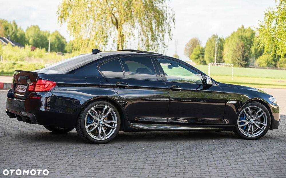 BMW Seria 5 M550d xDrive - 34