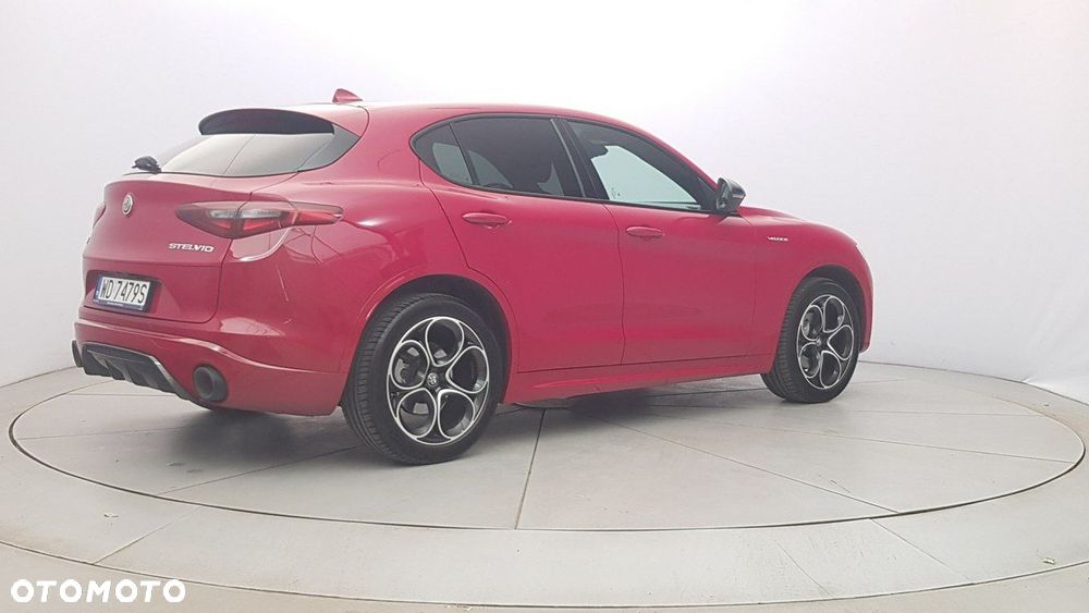Alfa Romeo Stelvio - 7