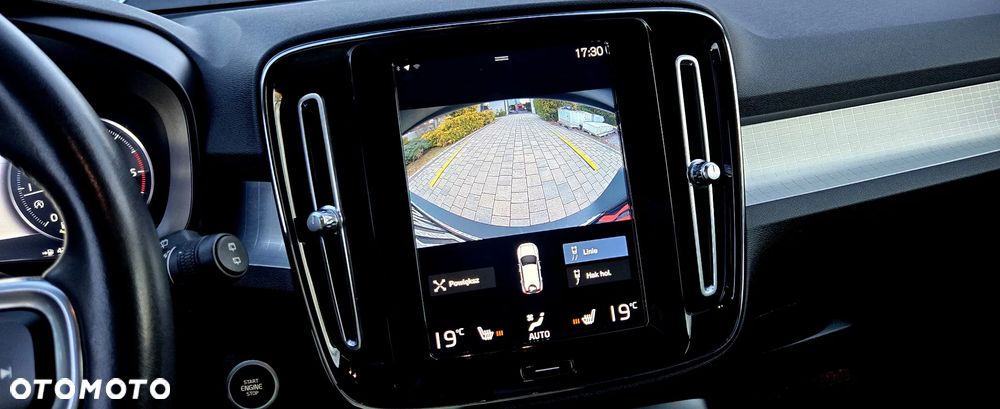 Volvo XC 40 D3 Momentum - 30