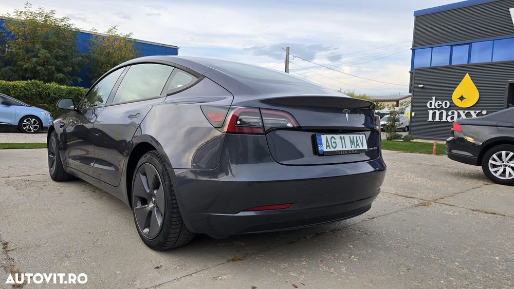 Tesla Model 3 Performance - 8
