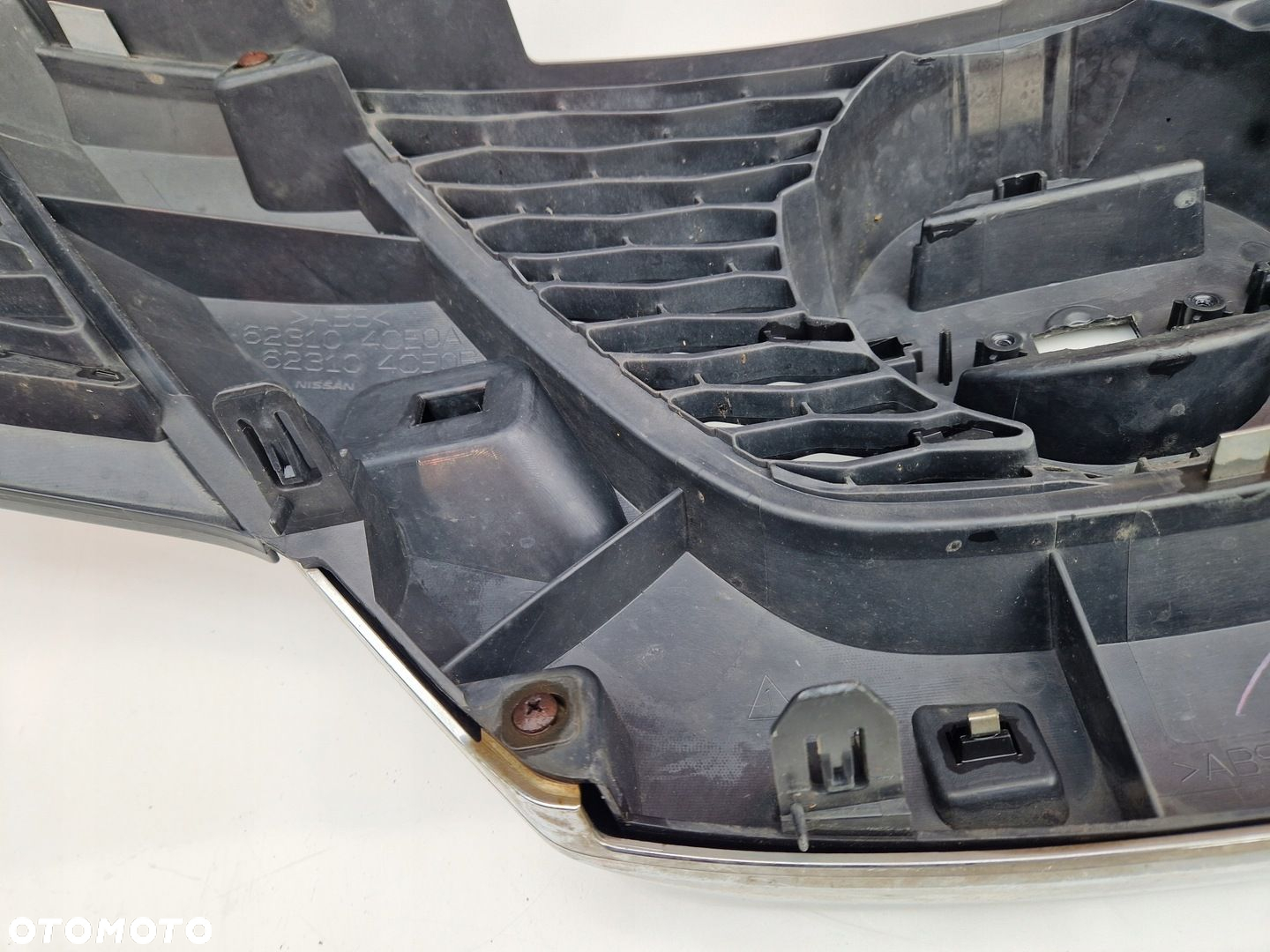 NISSAN X TRAIL T32 2013-2017 GRILL ATRAPA 623104CEOA Ładna - 9