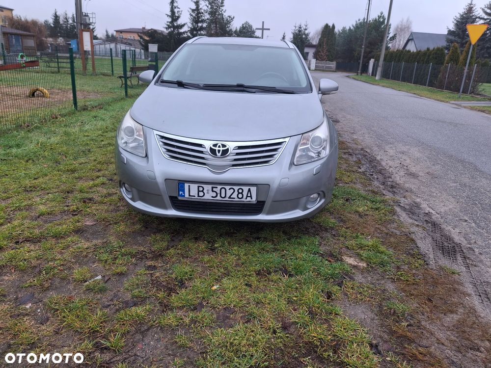 Toyota Avensis 2.0 D-4D - 3