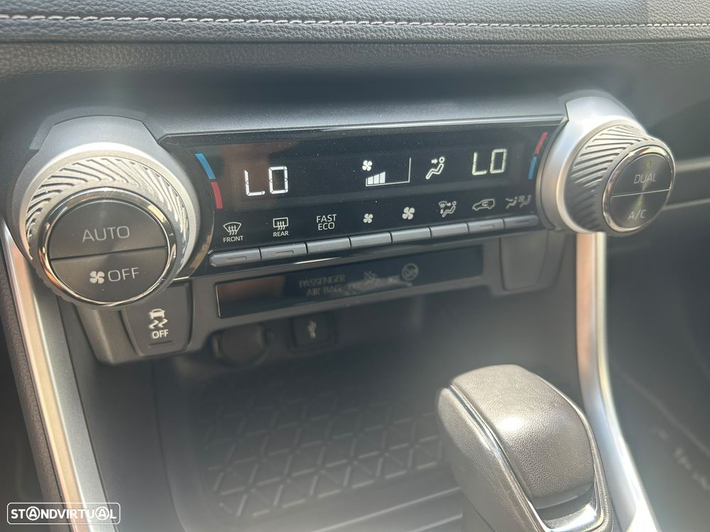 Toyota RAV4 2.5 HDF Comfort - 20