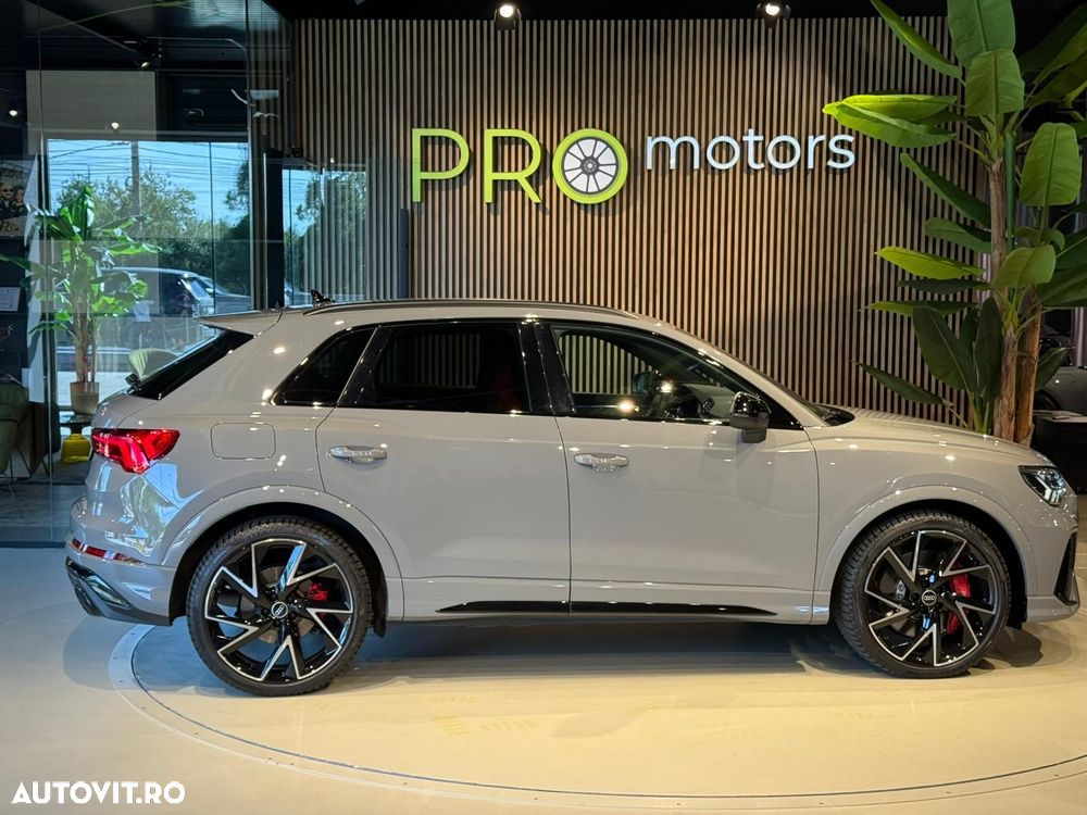 Audi RS Q3 RSQ3 Sportback quattro S tronic - 8