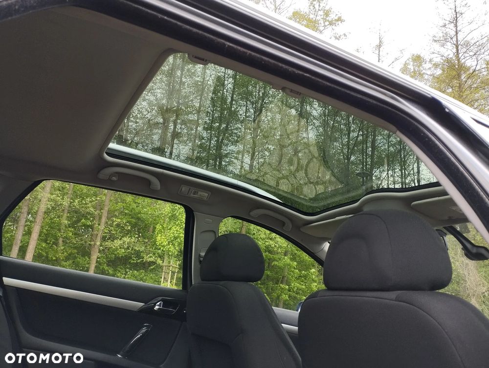 Peugeot 407 HDi 135 Premium - 8