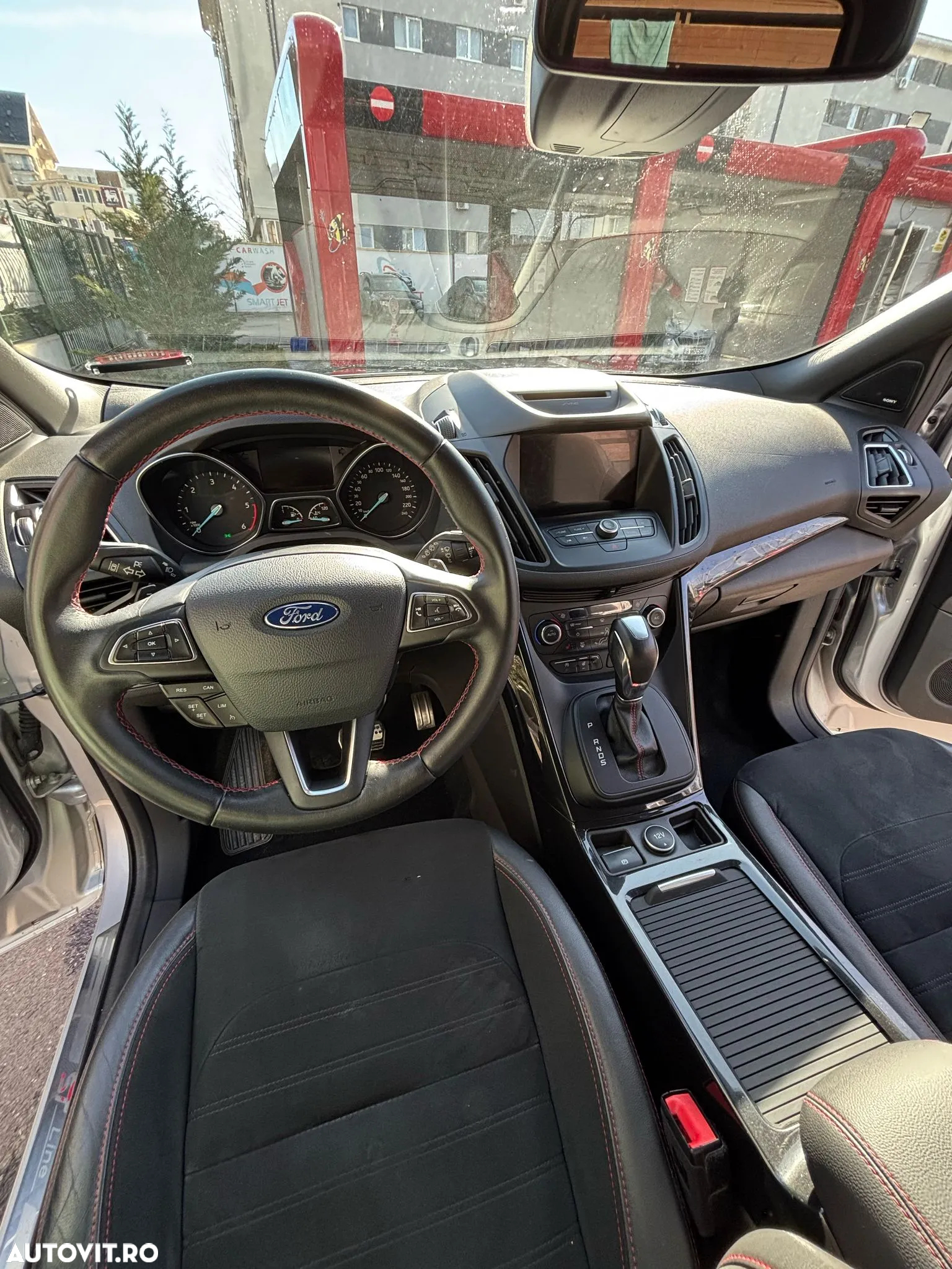 Ford Kuga 2.0 TDCi 4WD Powershift ST-Line - 18