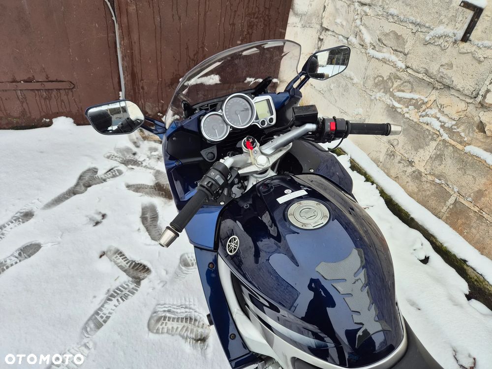 Yamaha FJR - 8