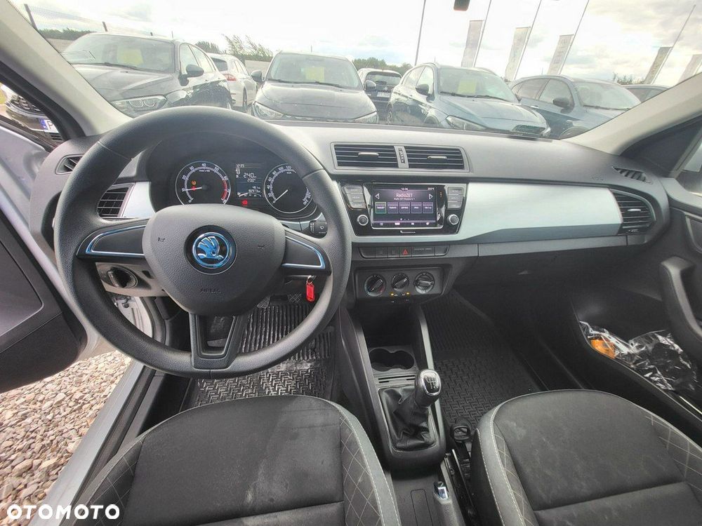 Skoda Fabia - 21
