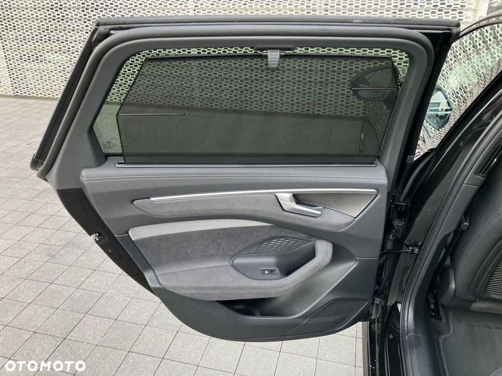 Audi A6 Avant - 32
