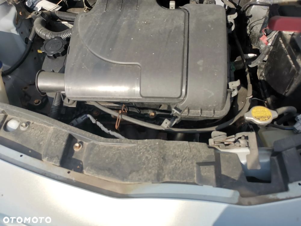 Części Toyota Aygo I 1.0B 1KR-B52 Lakier 8R0 - 18