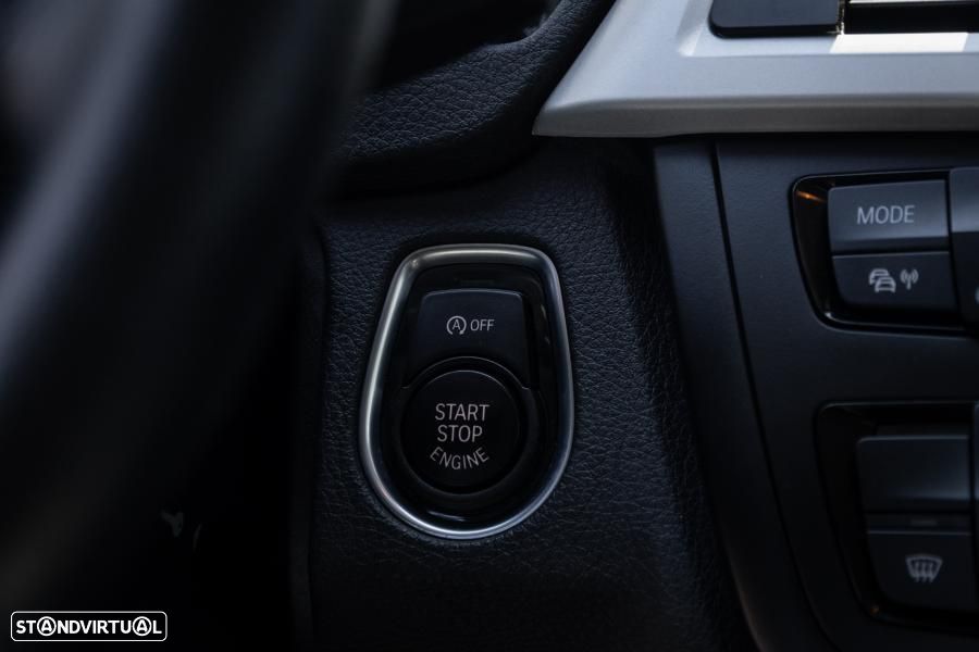 BMW 320 d xDrive Auto - 36