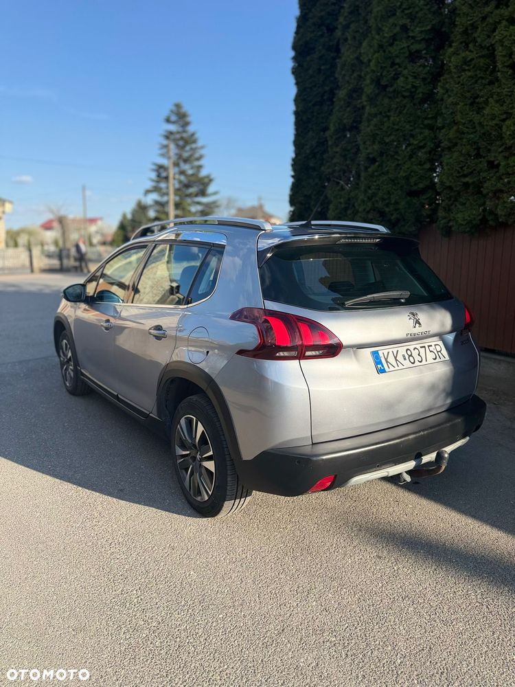 Peugeot 2008 - 6