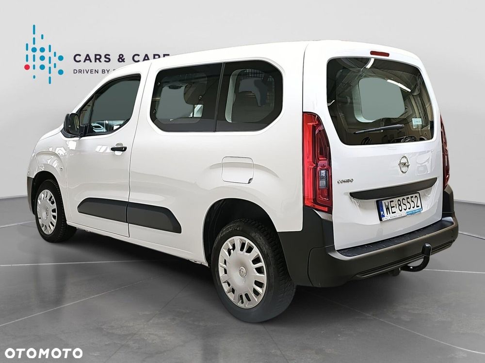 Opel Combo 1.5 DT Edition 102KM - 32