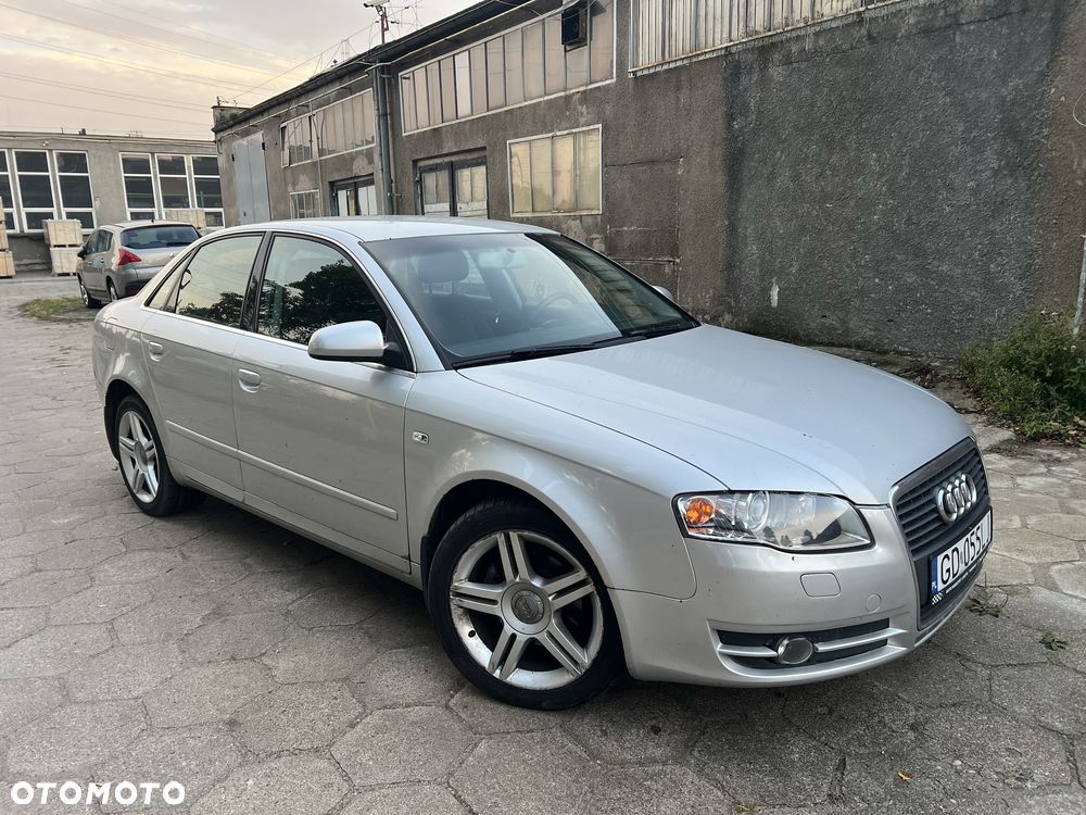 Audi A4 Limousine