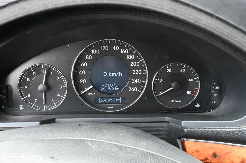 Mercedes-Benz Klasa E 200 T CDI Automatik Elegance DPF - 12