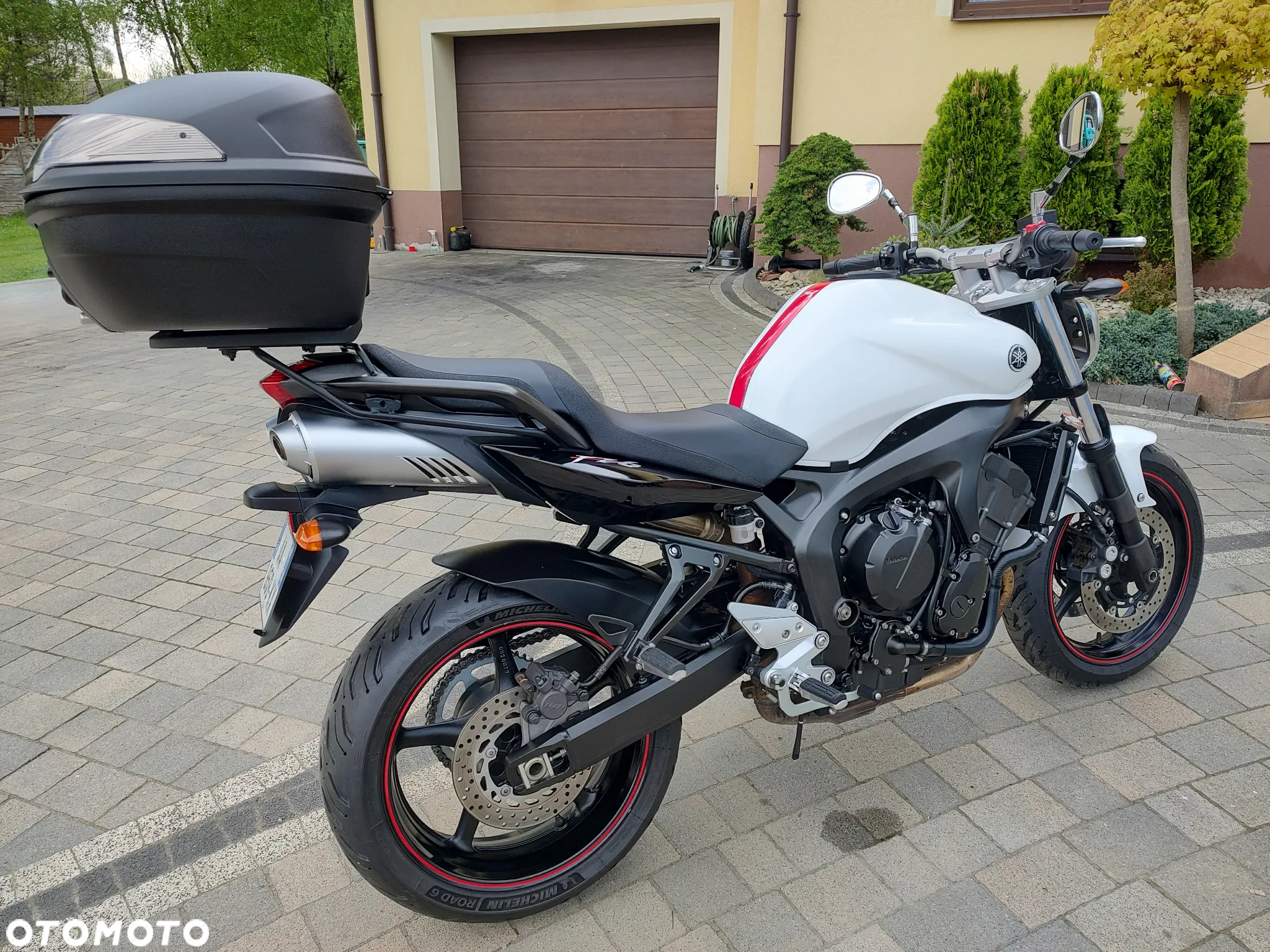 Yamaha FZ6 - 6