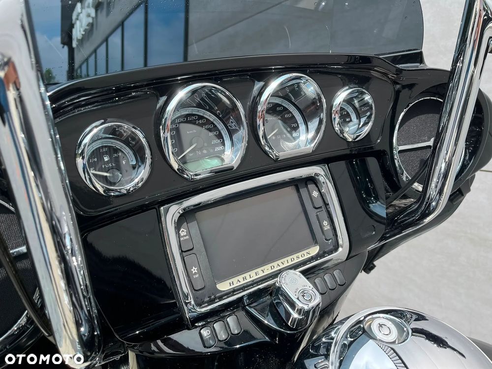 Harley-Davidson Touring Ultra Limited - 11