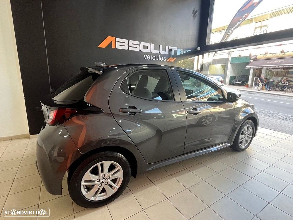 Toyota Yaris 1.0 VVT-i Comfort Plus - 4