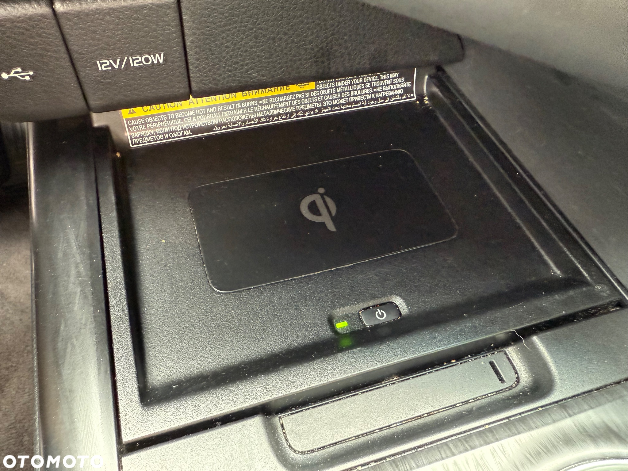 Toyota Camry 2.5 Hybrid Executive CVT - 15