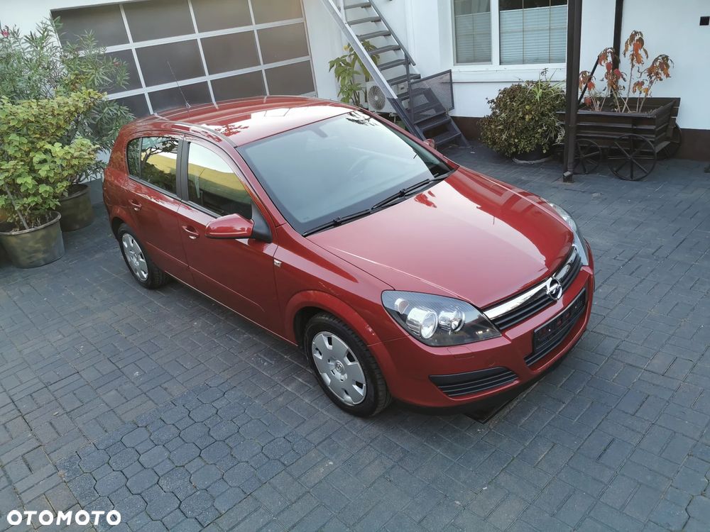 Opel Astra 1.6 Enjoy - 1