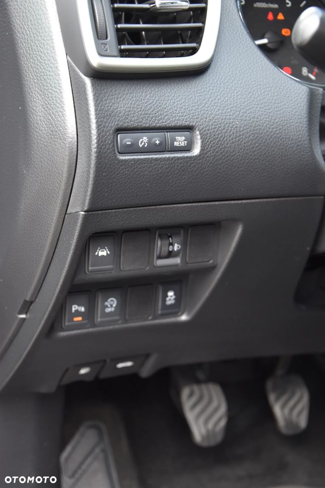 Nissan Qashqai 1.6 DIG-T 360 - 25