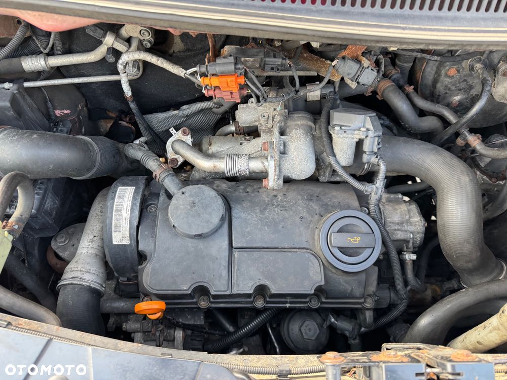 Volkswagen Caravelle - 21