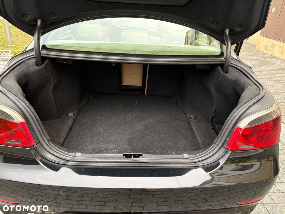 BMW Seria 5 - 16