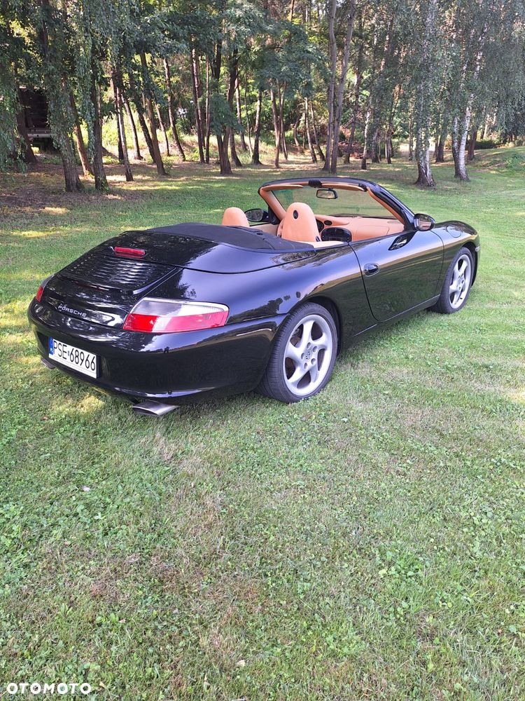 Porsche 911 Carrera - 3