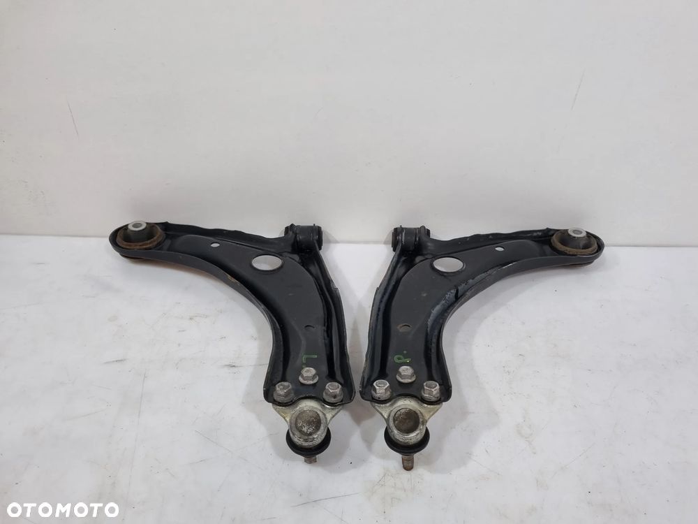 TOYOTA YARIS IV WAHACZ LEWY PRAWY PRZÓD 48606-K0020 48605-K0020 - 4