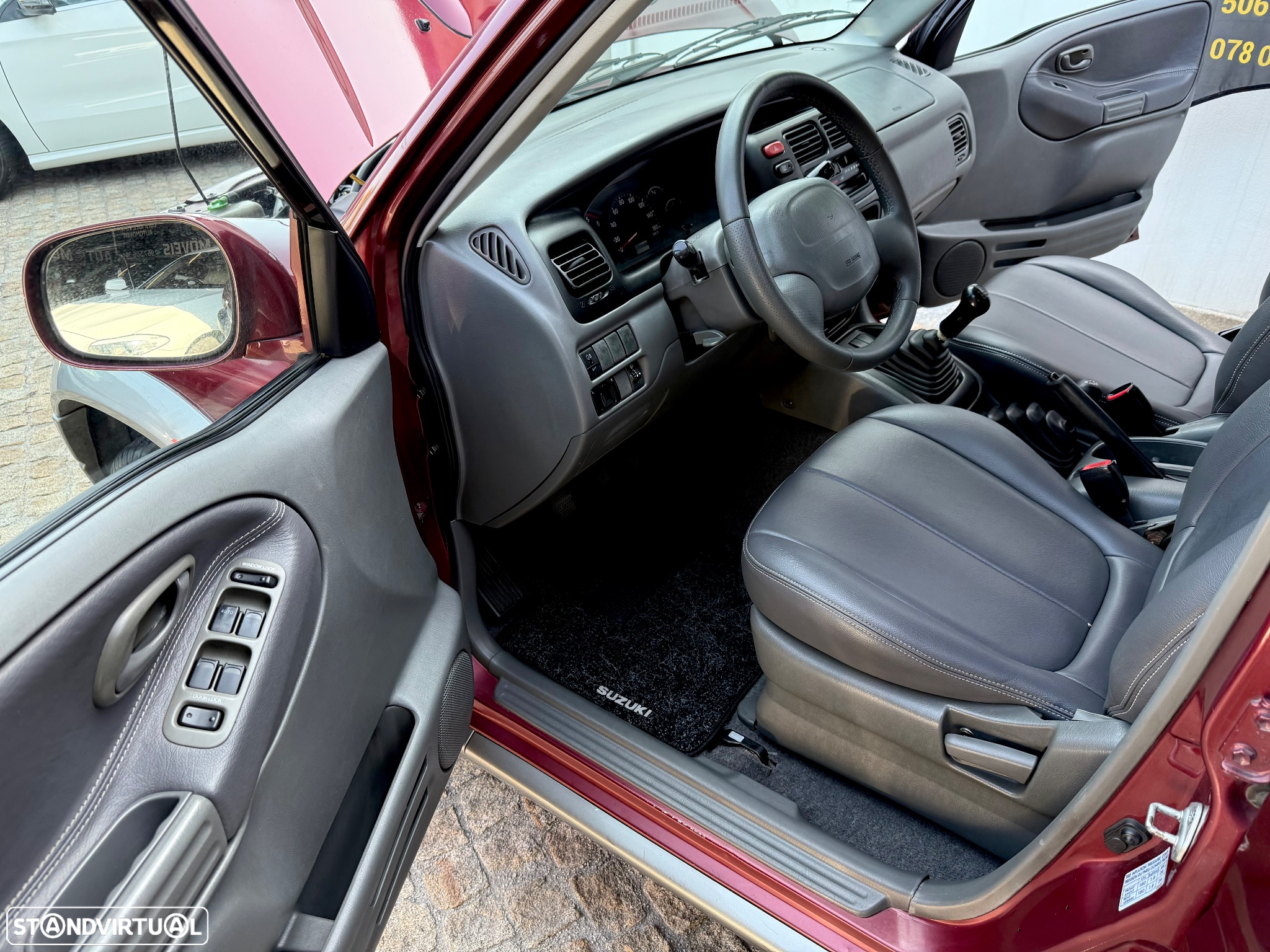 Suzuki Grand Vitara Metal Top 2.0 TDi - 35