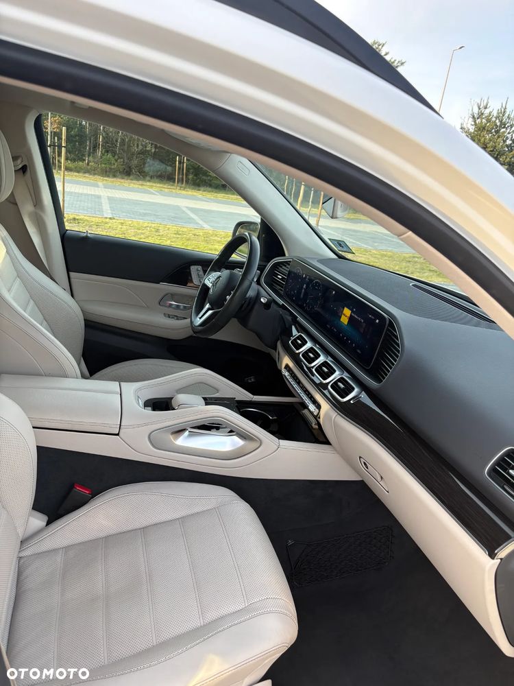 Mercedes-Benz GLE - 12