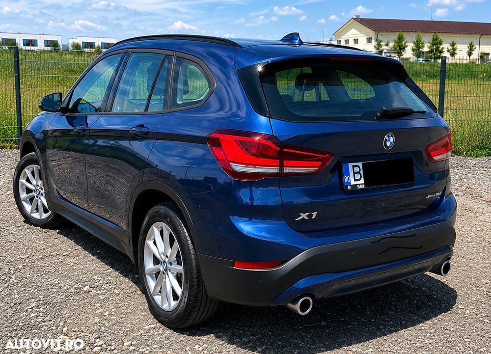BMW X1 xDrive20i AT - 5