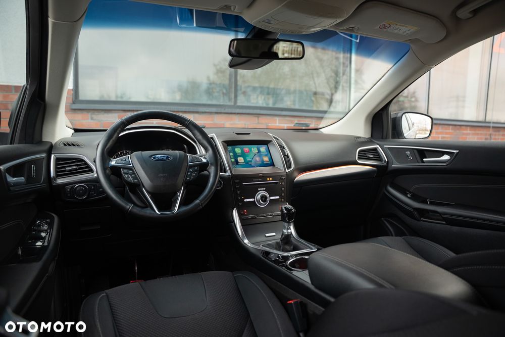 Ford Edge 2.0 TDCi 4x4 Titanium - 26