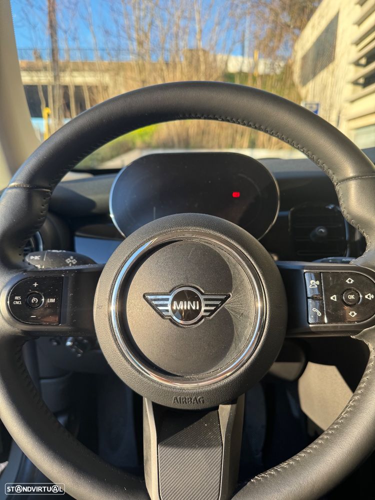 MINI 3 Portas Cooper SE - 19